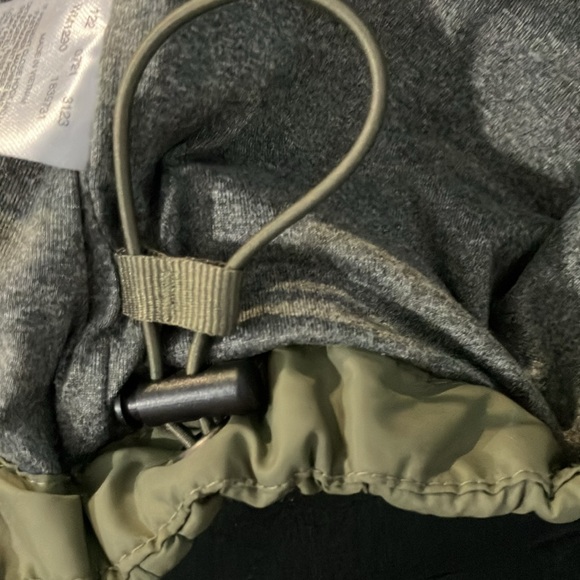 Columbia Men’s Small Olive Green Fully Lined Jacket - Spring/Fall - Like new - Picture 6 of 8